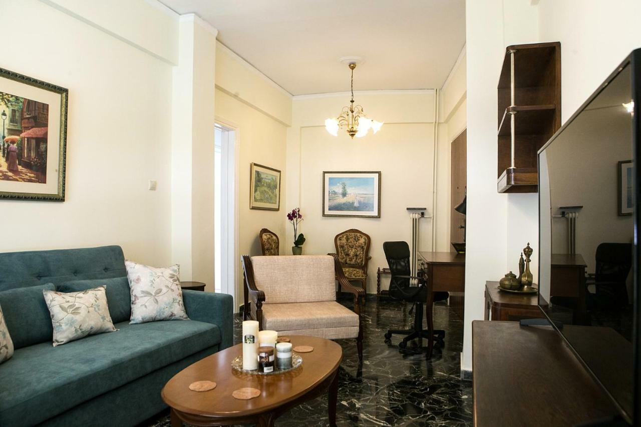 Best House, Larisis Metro, Афины Экстерьер фото